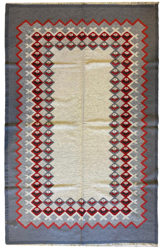 Eastern European Diamond Patterned Kilim Rug 6’4” x 9’1” - Nuvé