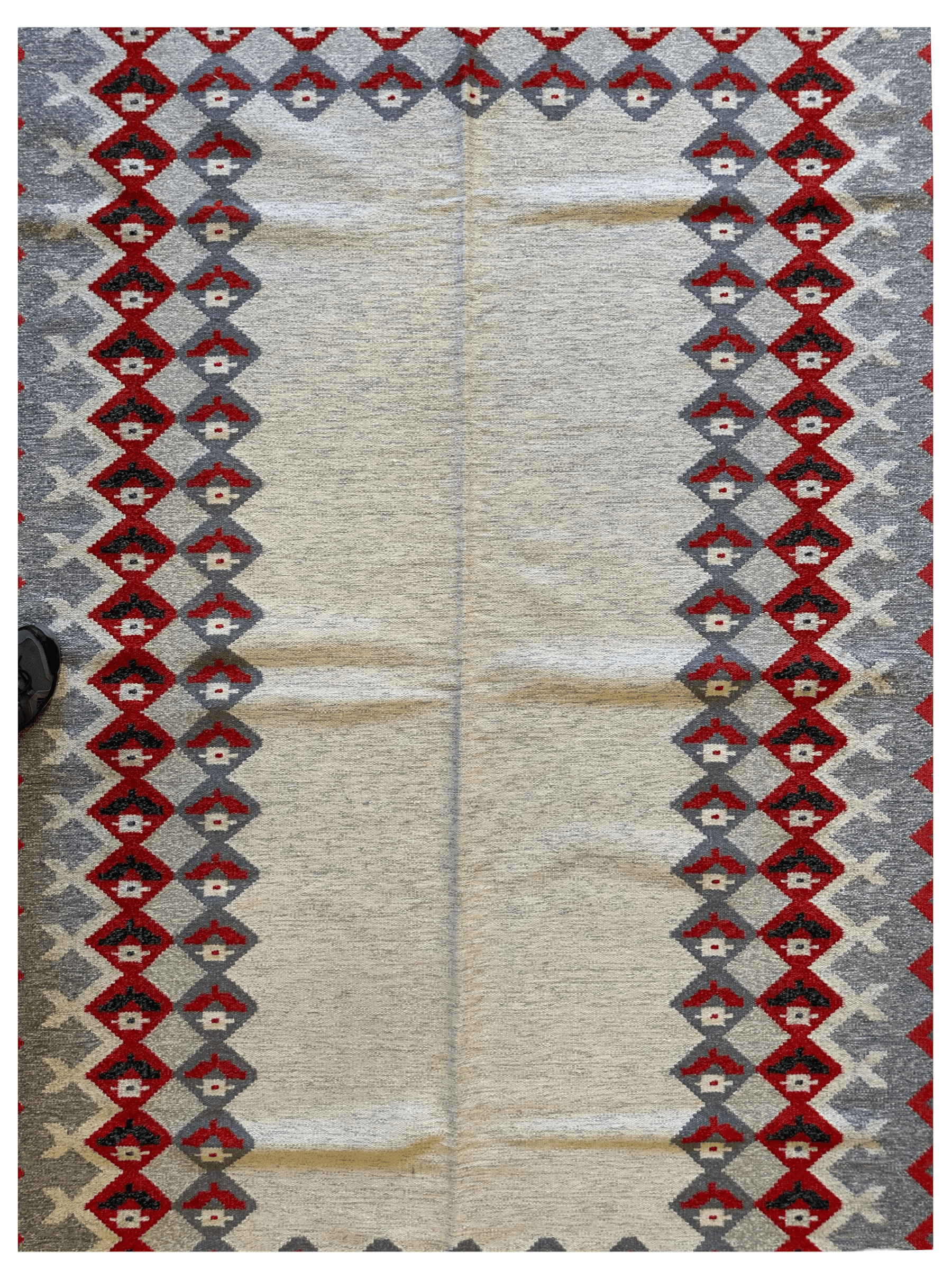 Eastern European Diamond Patterned Kilim Rug 6’4” x 9’1” - Nuvé