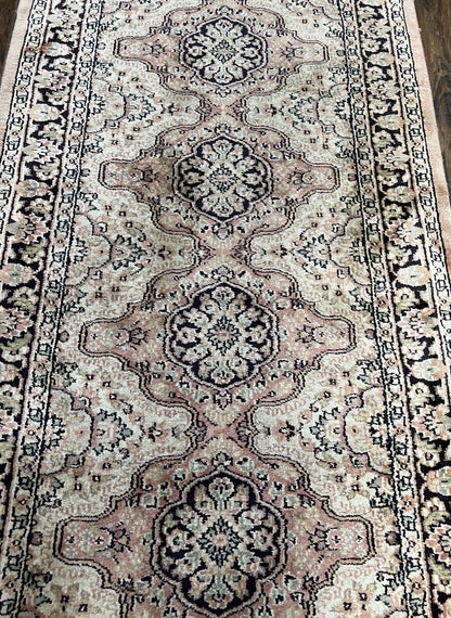 Silk Kashmiri Runner 2.7 x 10 ft Vintage Rug, Ivory Pastel Pink, Hand-Knotted Vintage Runner, Hallway Carpet, Indian Rug Medallion Runner - Nuvé