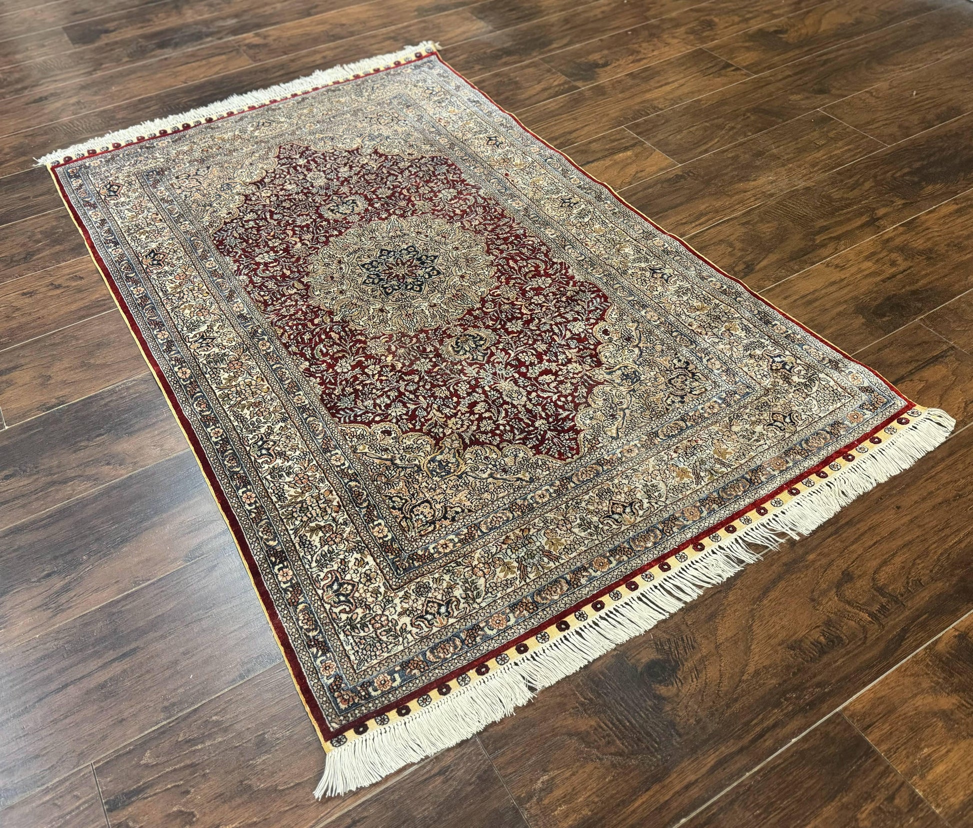 Sino Persian Silk Rug 3x5, Super Fine 440 KPSI, Floral Medallion, Handmade - Nuvé