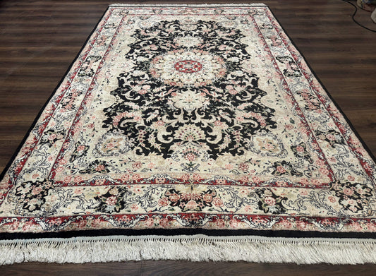 Indian Kashmiri Silk Rug, Floral Medallion, Vintage Hand Knotted Carpet - Nuvé