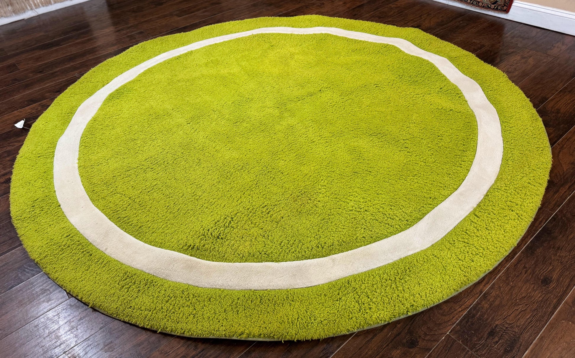 Large Round Rug 9x9, Vintage Retro Design, Lime Green - Nuvé