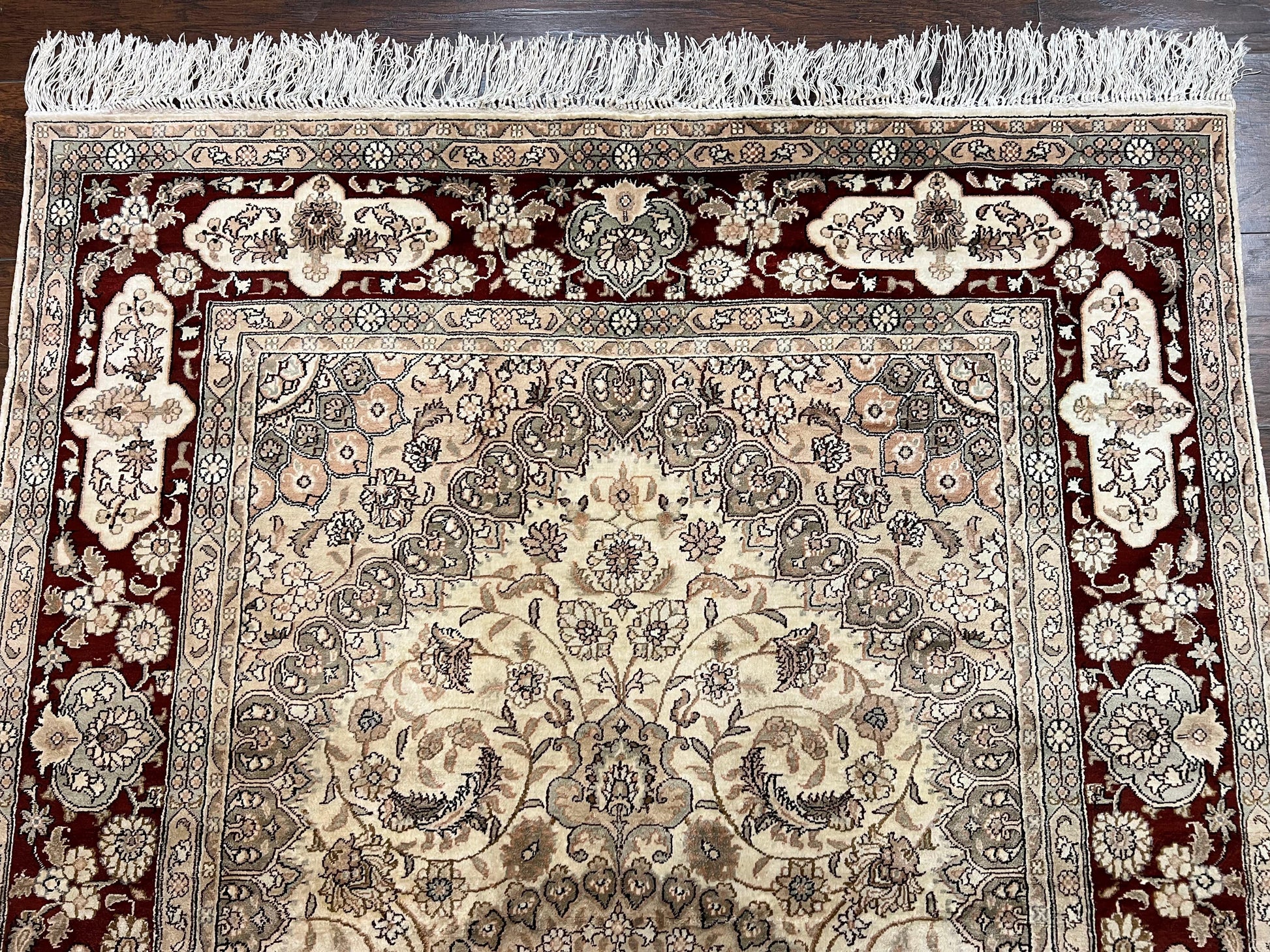 Silk Indian Kashmiri Rug 4x6 ft, Floral Medallion Hand Knotted Handmade Oriental Carpet, Vintage, Cream Burgundy, Very Fine Silk Rug 4 x 6 - Nuvé