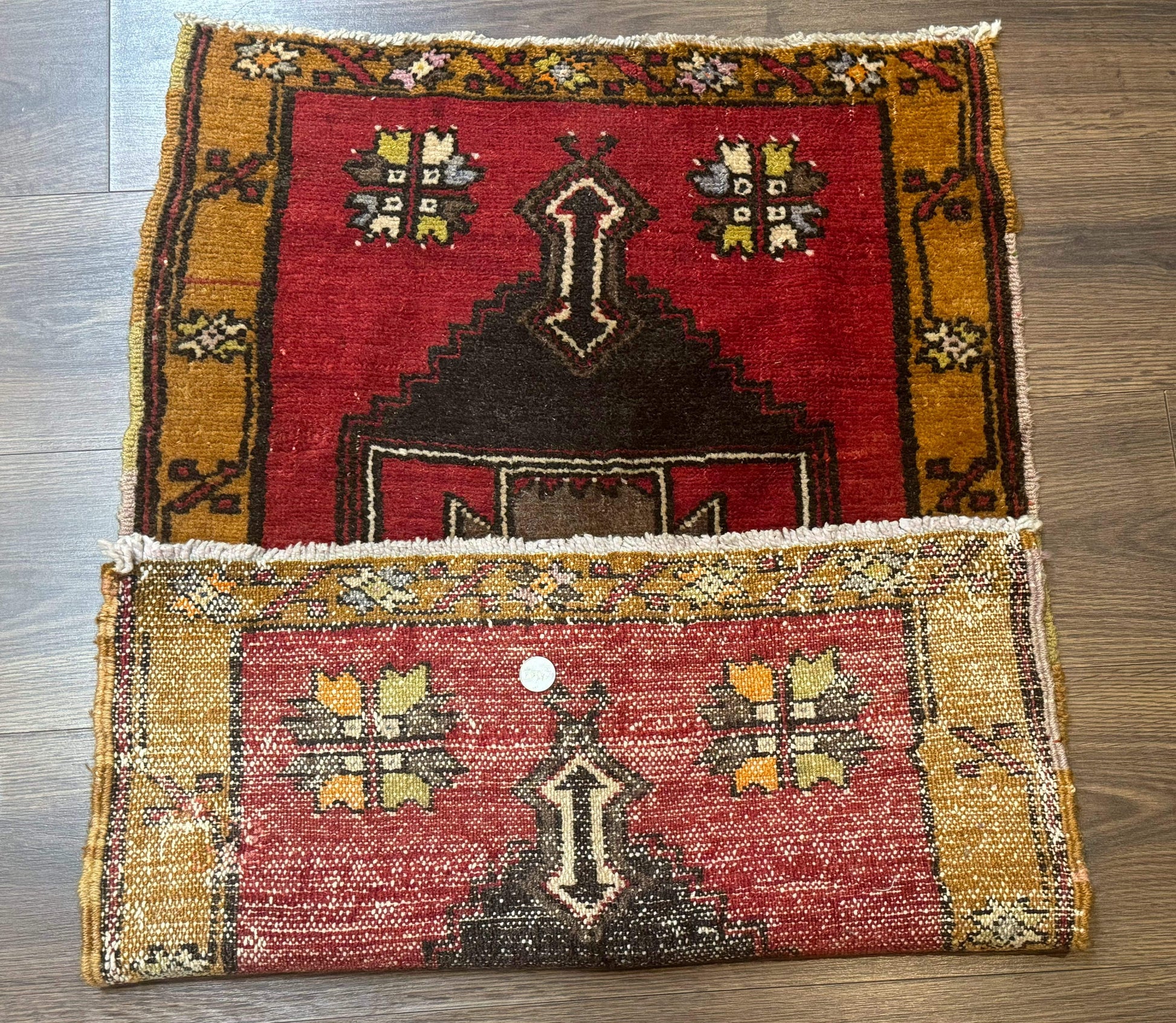 Turkish Yastik Rug 2x3, Geometric Medallion, Small Turkish Wool Rug, Red - Nuvé