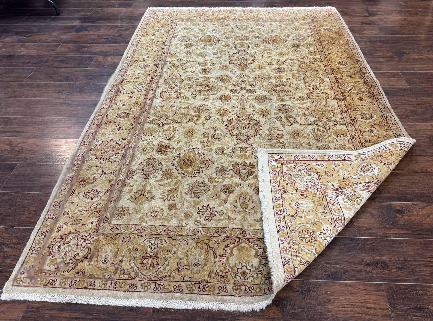 Turkish Oushak Rug 6x9, Vintage, Beige - Nuvé