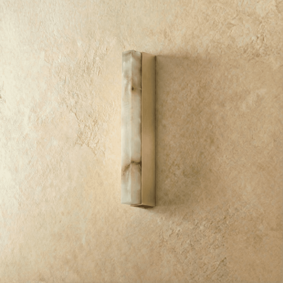 Eclate Alabaster Wall Lamp - Nuvé