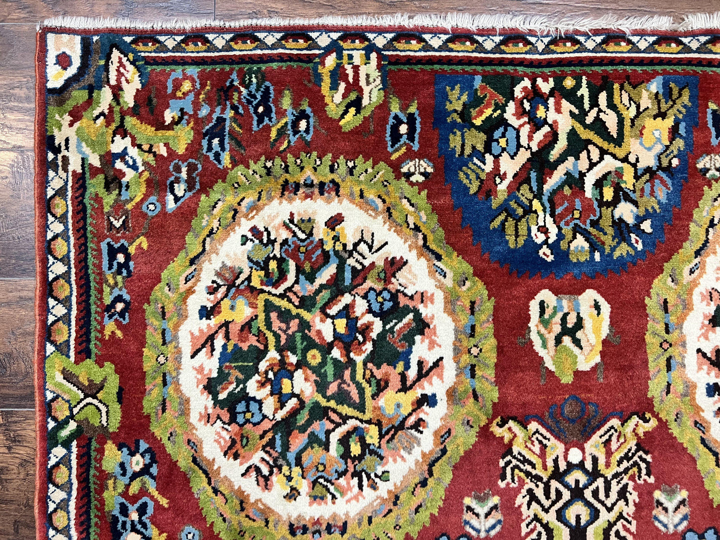 Persian Bakhtiari Rug 5x8, Wool Hand Knotted Antique Carpet, Red, Floral Oriental Rug, 5 x 8 Medium Sized Rug - Nuvé