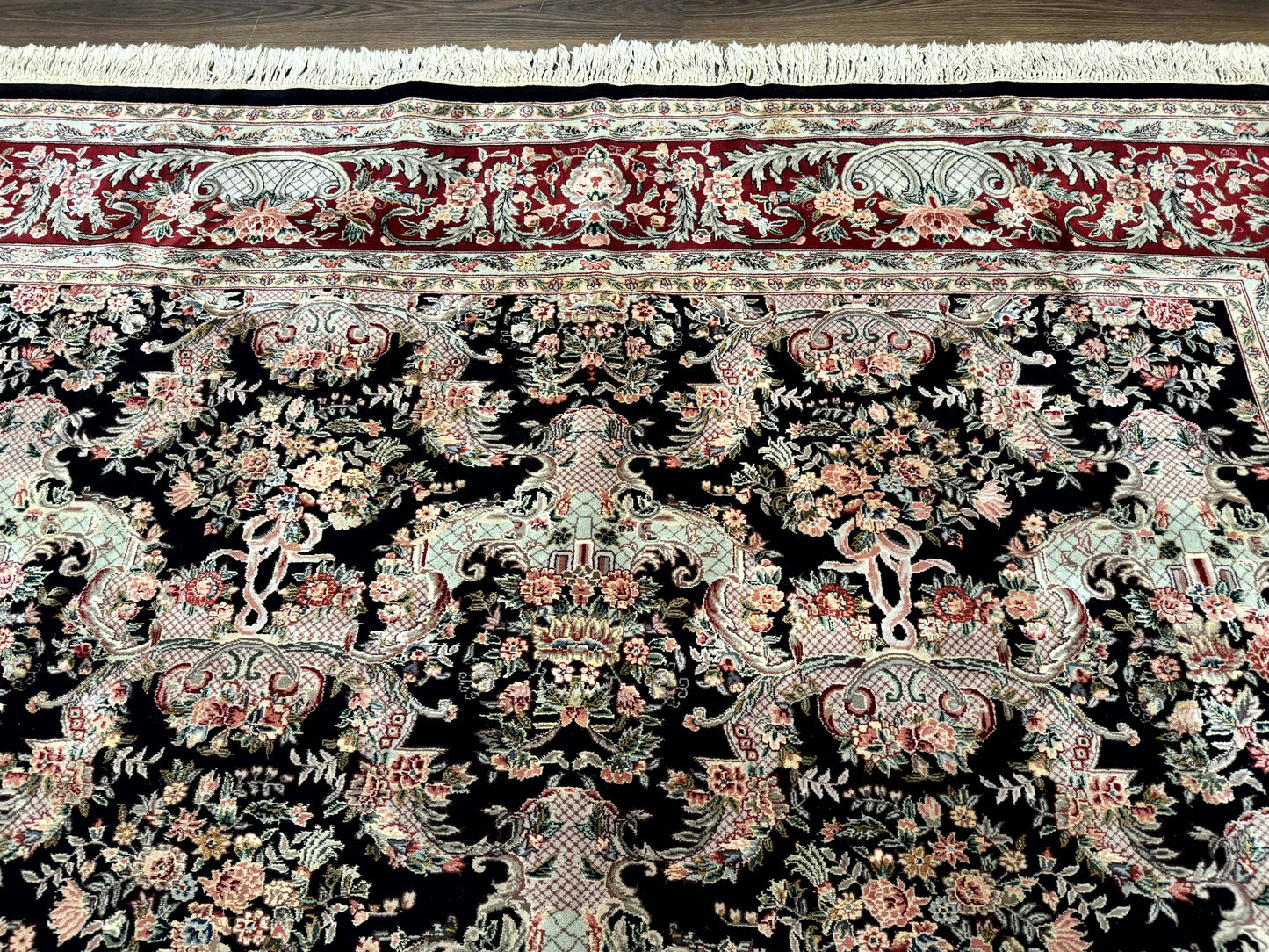 Sino Persian Rug 9x12, Black, Floral Bouquets - Nuvé