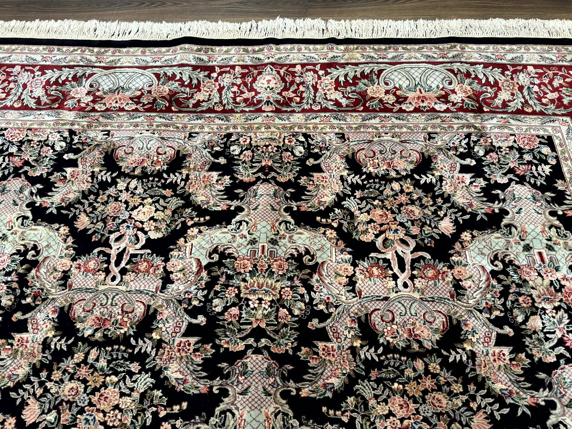 Sino Persian Rug 9x12, Black, Floral Bouquets - Nuvé