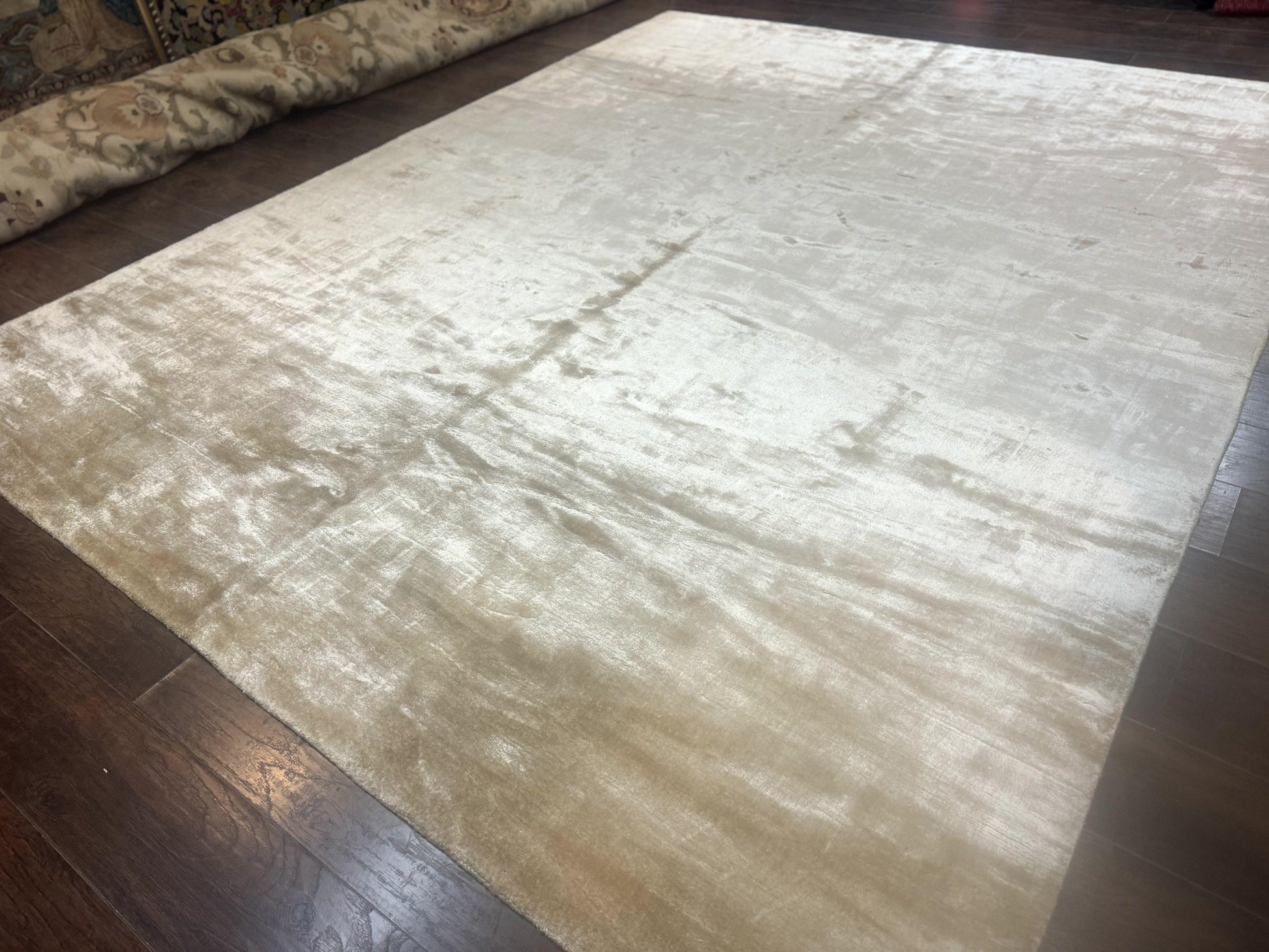 Silk Tibetan Rug 9x11, Handmade Silk Area Rug, Modern Contemporary Carpet - Nuvé