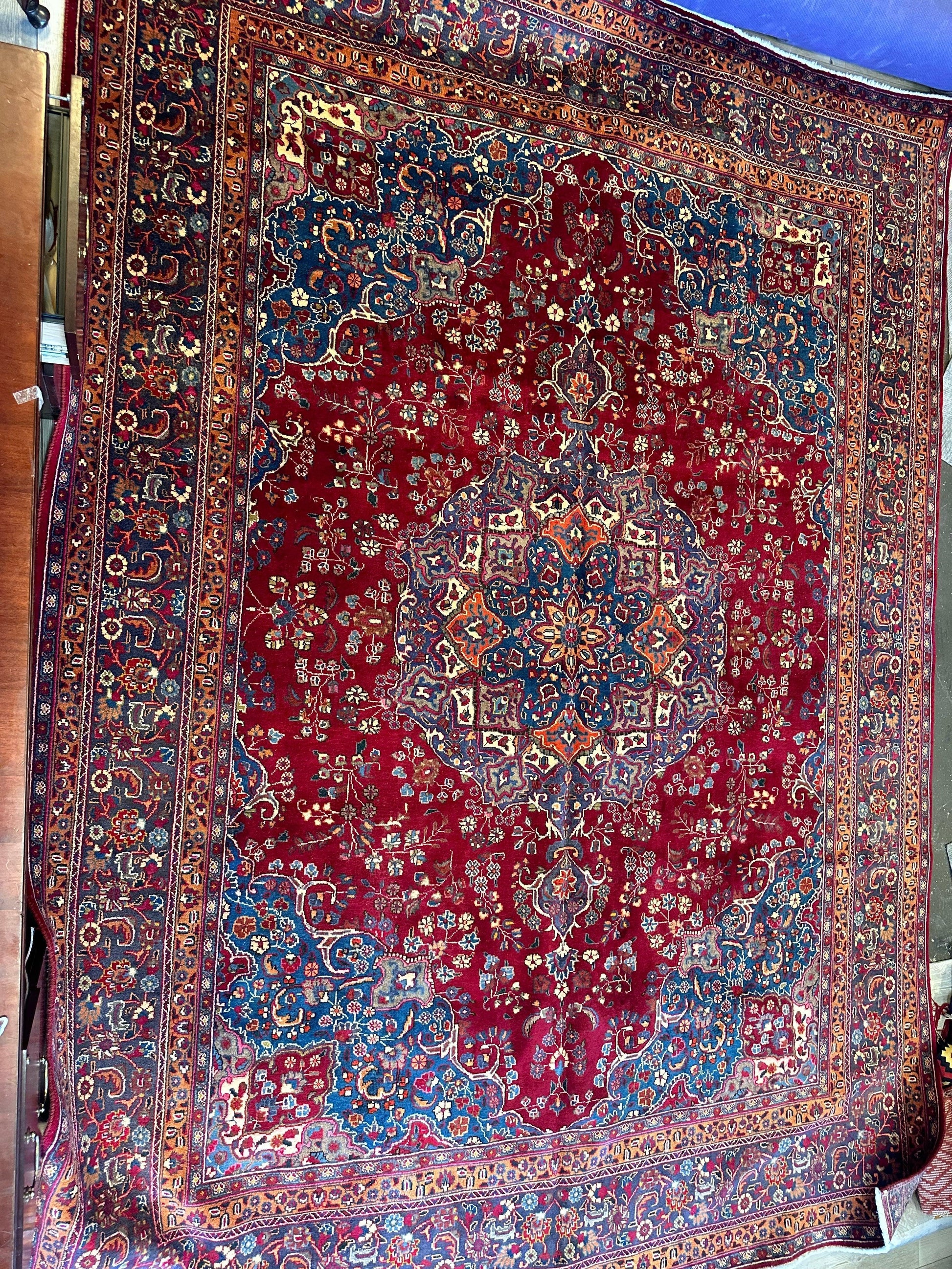 Elegant Hand Knotted Khorasan Area Rug 9’8” x 12’10” - Nuvé