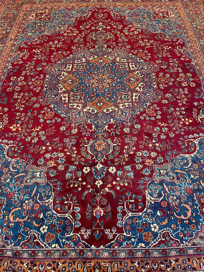 Elegant Hand Knotted Khorasan Area Rug 9’8” x 12’10” - Nuvé