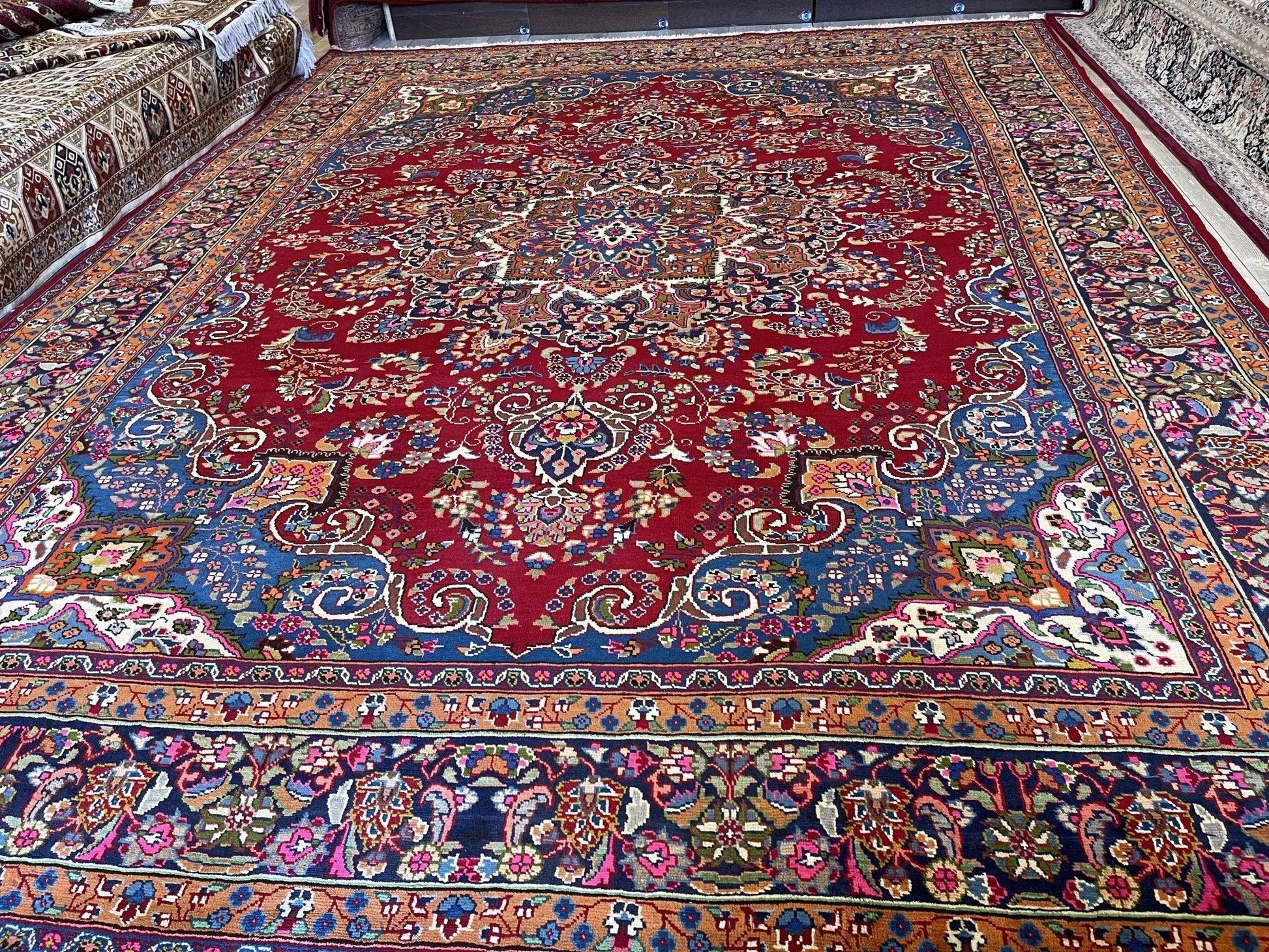 Elegant Mint Vintage 1960's Hand Knotted Veggie Dye Khorasan Area Rug 9’7” x 12’9” - Nuvé