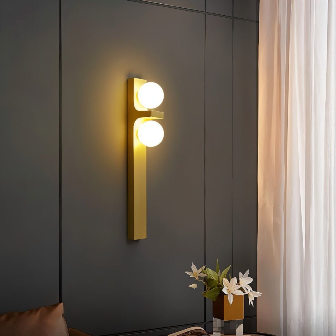 Erib Alabaster Wall Lamp - Nuvé