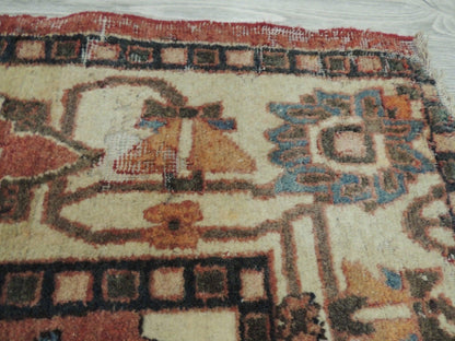 Exquisite Distressed Fine Persian Area Rug 5x7 Ft - Nuvé