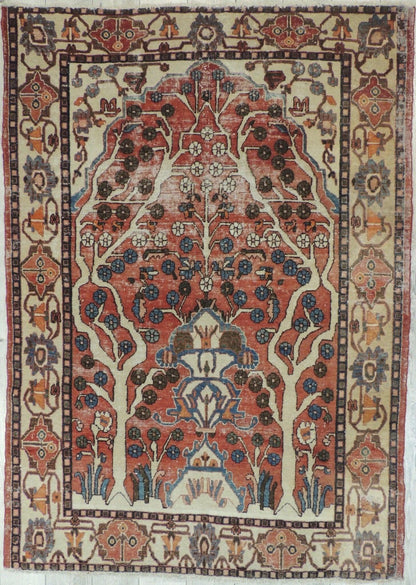 Exquisite Distressed Fine Persian Area Rug 5x7 Ft - Nuvé