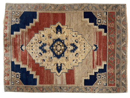 Exquisite handmade oushak rug 3'7''x5' - Nuvé