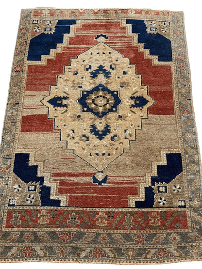 Exquisite handmade oushak rug 3'7''x5' - Nuvé
