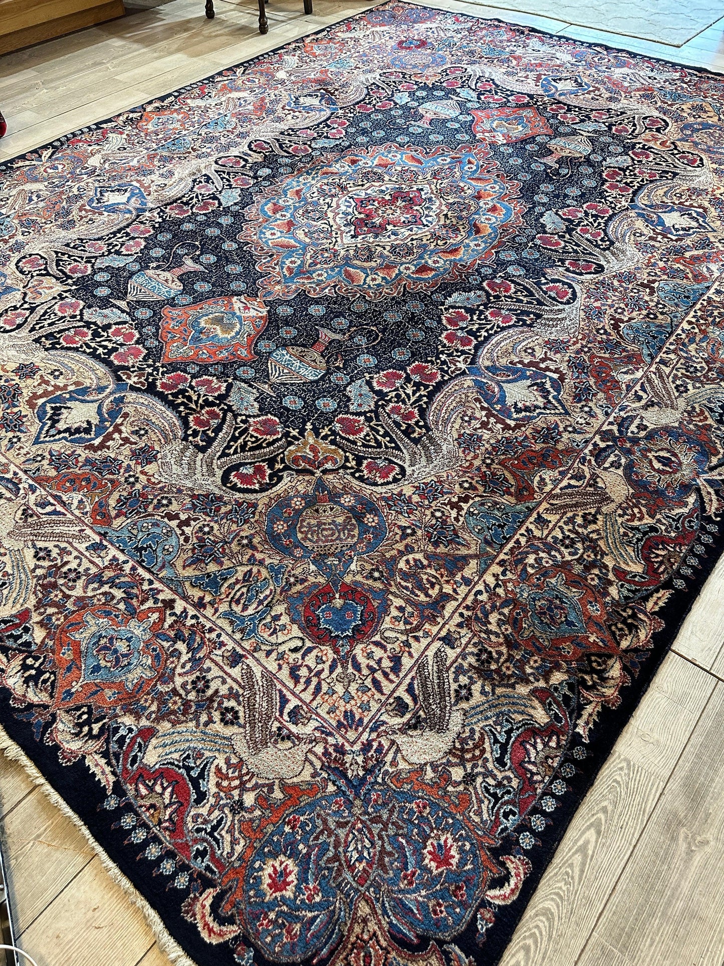 Exquisite Persian Kashmar Rug 9’11” x 13’3” - Nuvé
