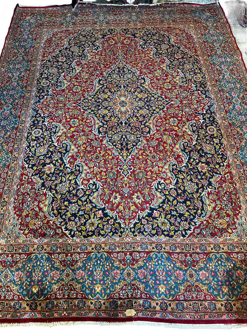 Exquisite Persian Vintage Medalian Rug 10 x 13 - Nuvé