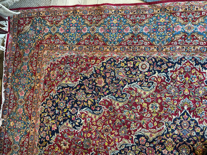 Exquisite Persian Vintage Medalian Rug 10 x 13 - Nuvé