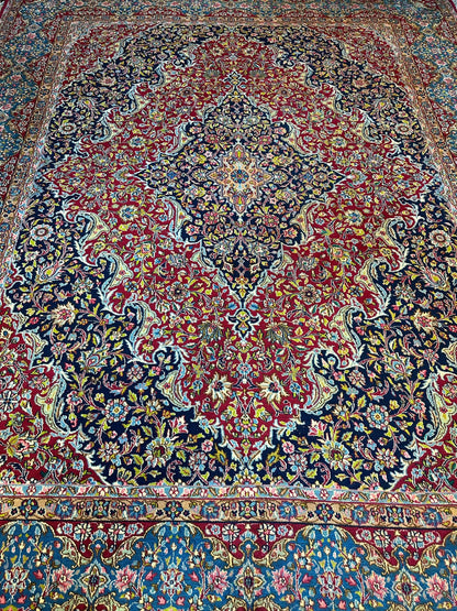 Exquisite Persian Vintage Medalian Rug 10 x 13 - Nuvé