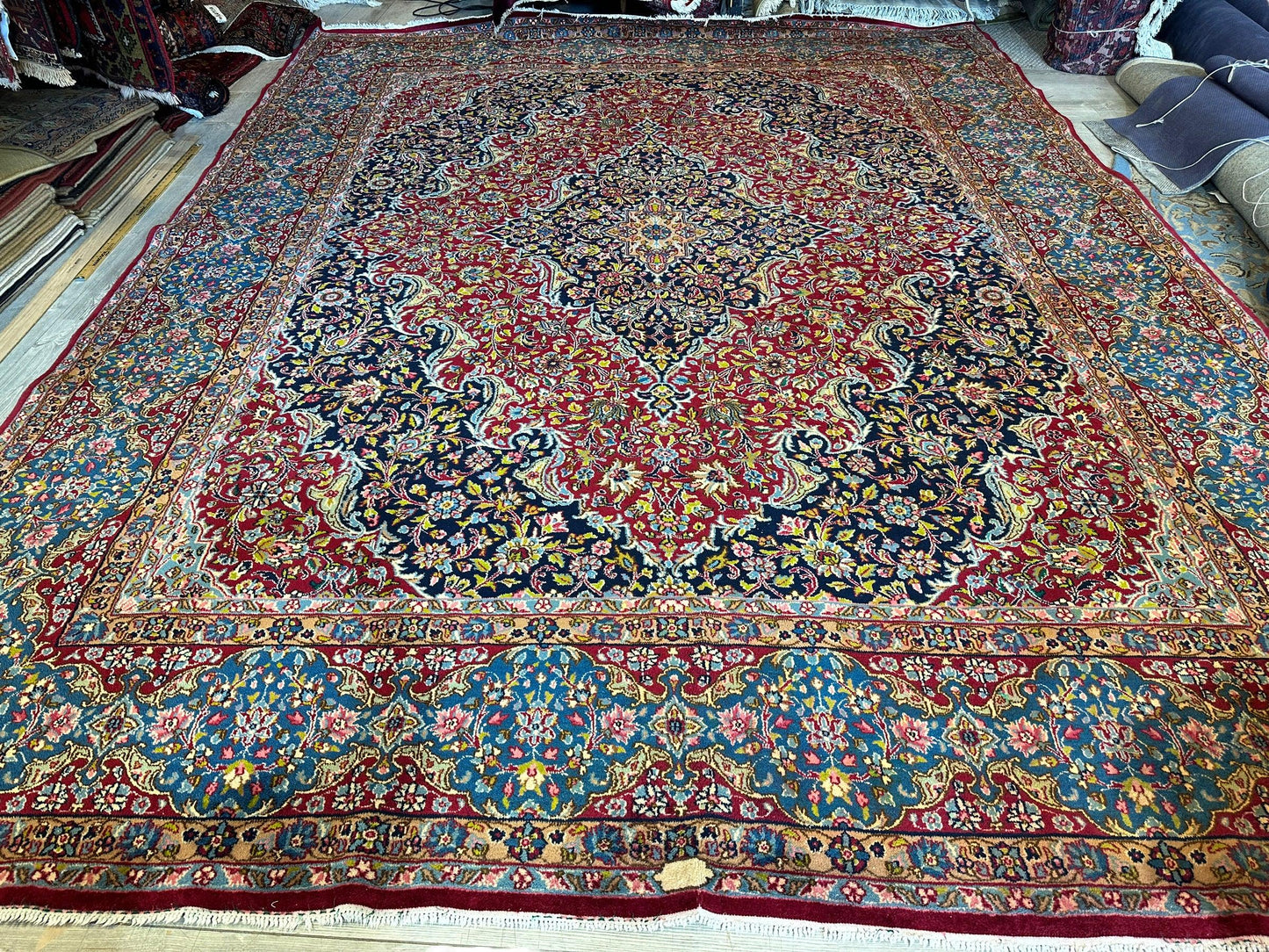 Exquisite Persian Vintage Medalian Rug 10 x 13 - Nuvé