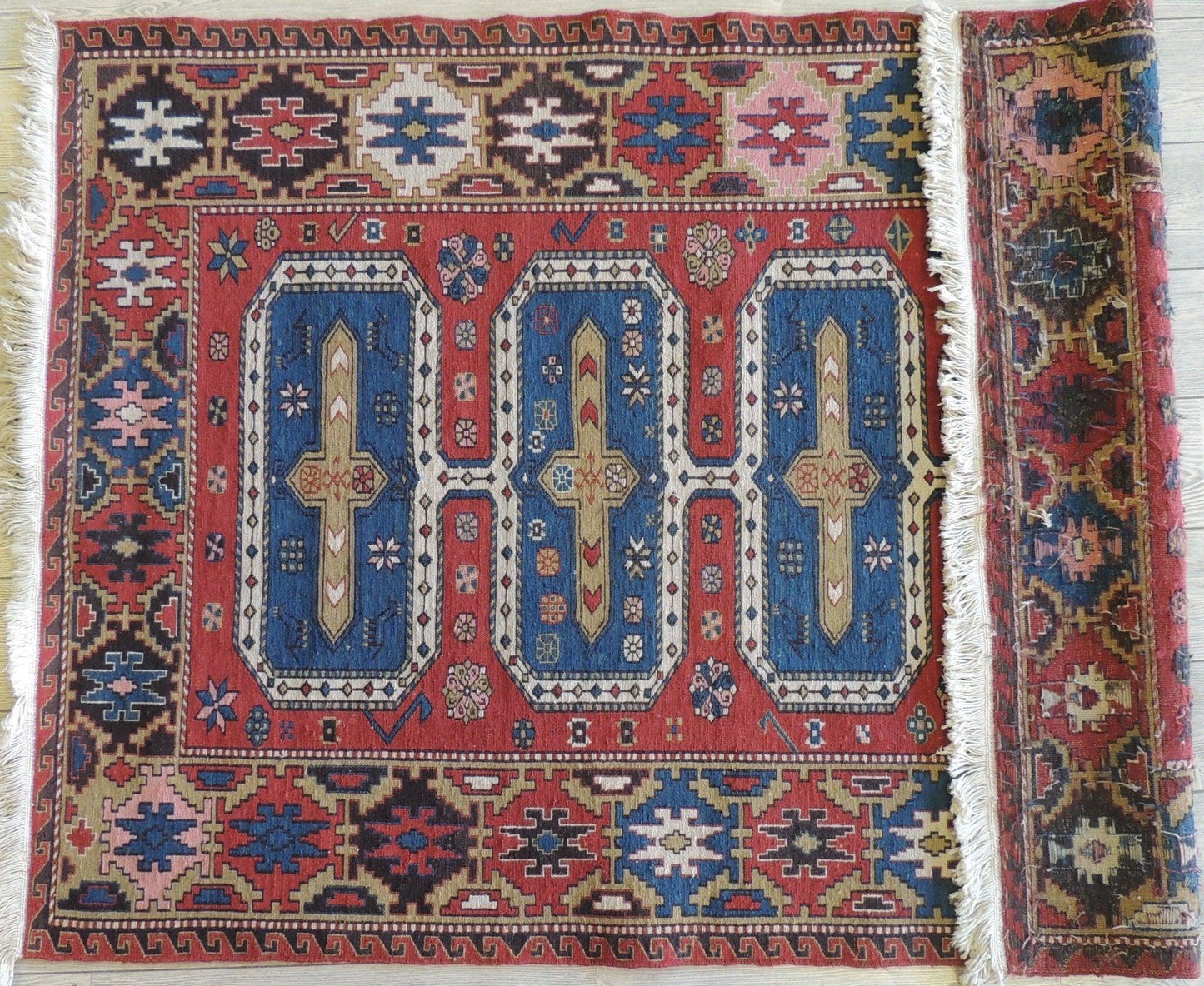 Exquisite Vintage Hand Knotted Soumak Area Rug 6x4 Ft - Nuvé