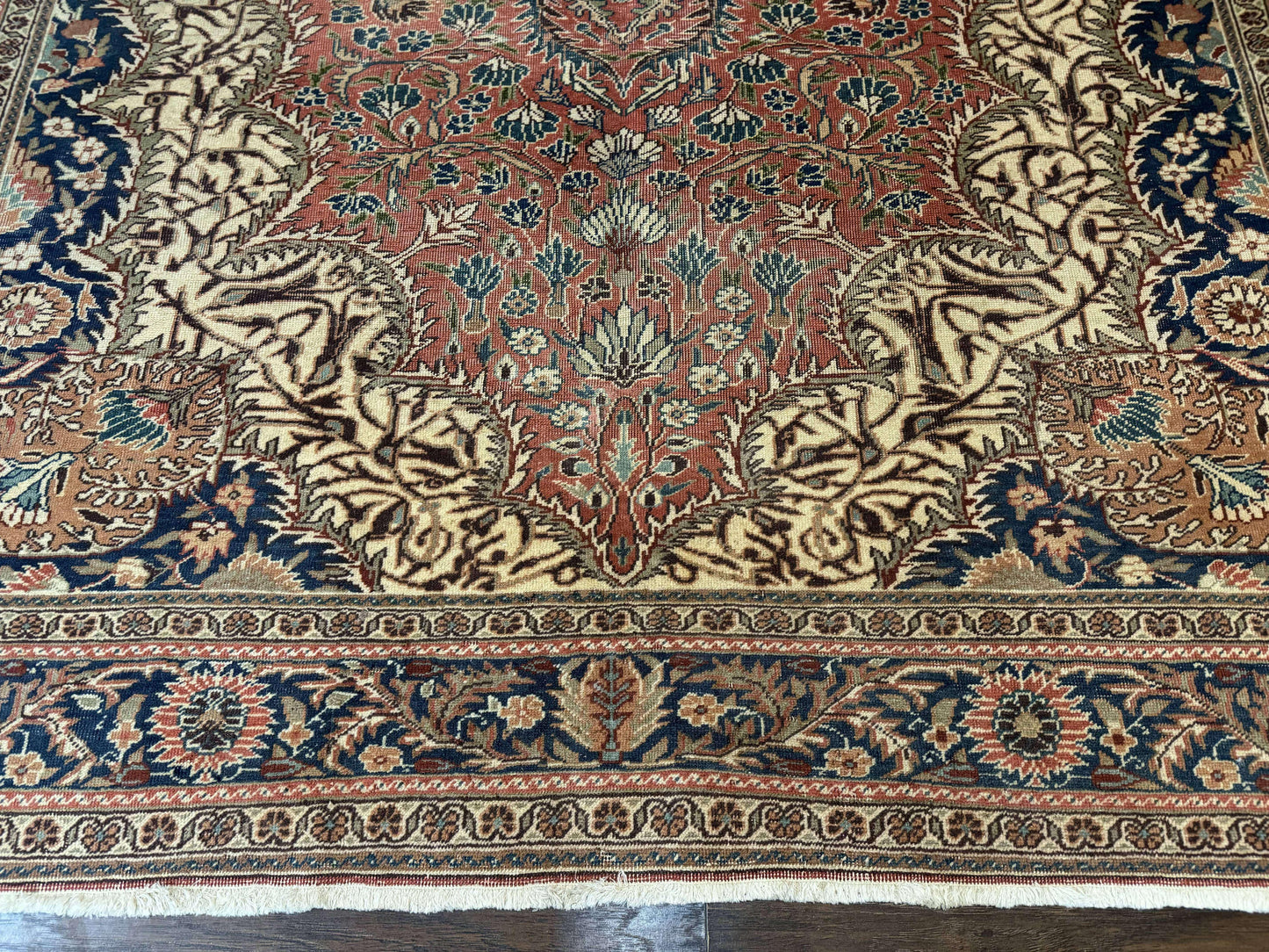 Turkish Kayseri Rug 6x10, Antique Turkish Carpet, Floral Medallion, Oriental Carpet, Red - Nuvé