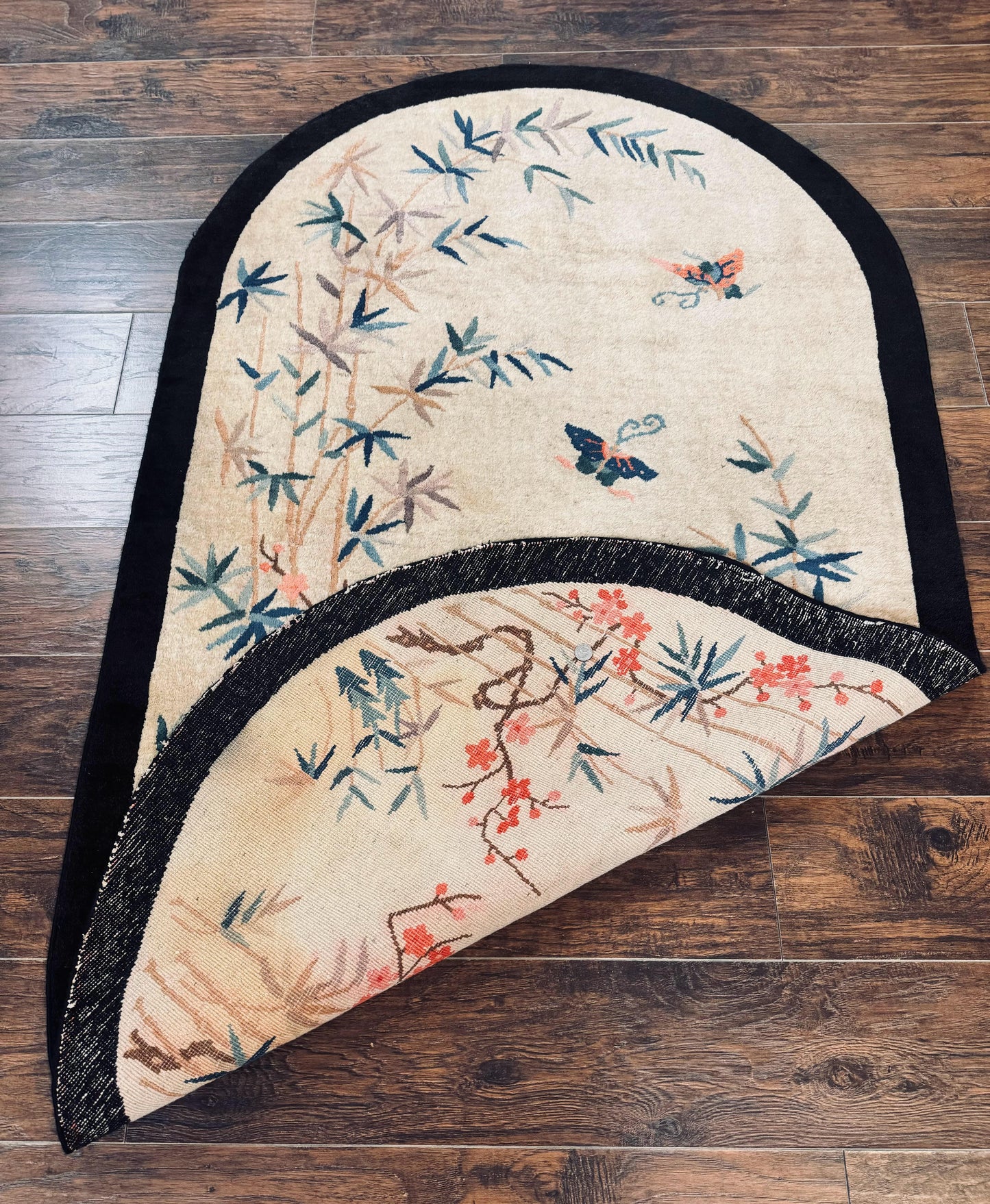 Antique Chinese Oval Rug 3.9 x 6.7, Floral, Butterflies, Chinese Wool Art Deco Peking Carpet, Beige, Handmade - Nuvé