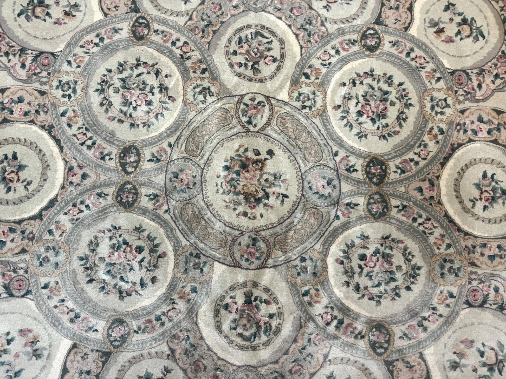 Pak Persian Rug 9x12, Wool with Silk Highlights, European Design, Floral, Green - Nuvé