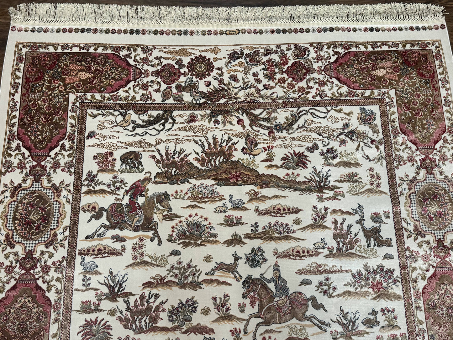 Turkish Silk Rug 5x8, Ivory, Hunting Design, Animal Pictorials, Bamboo Silk - Nuvé