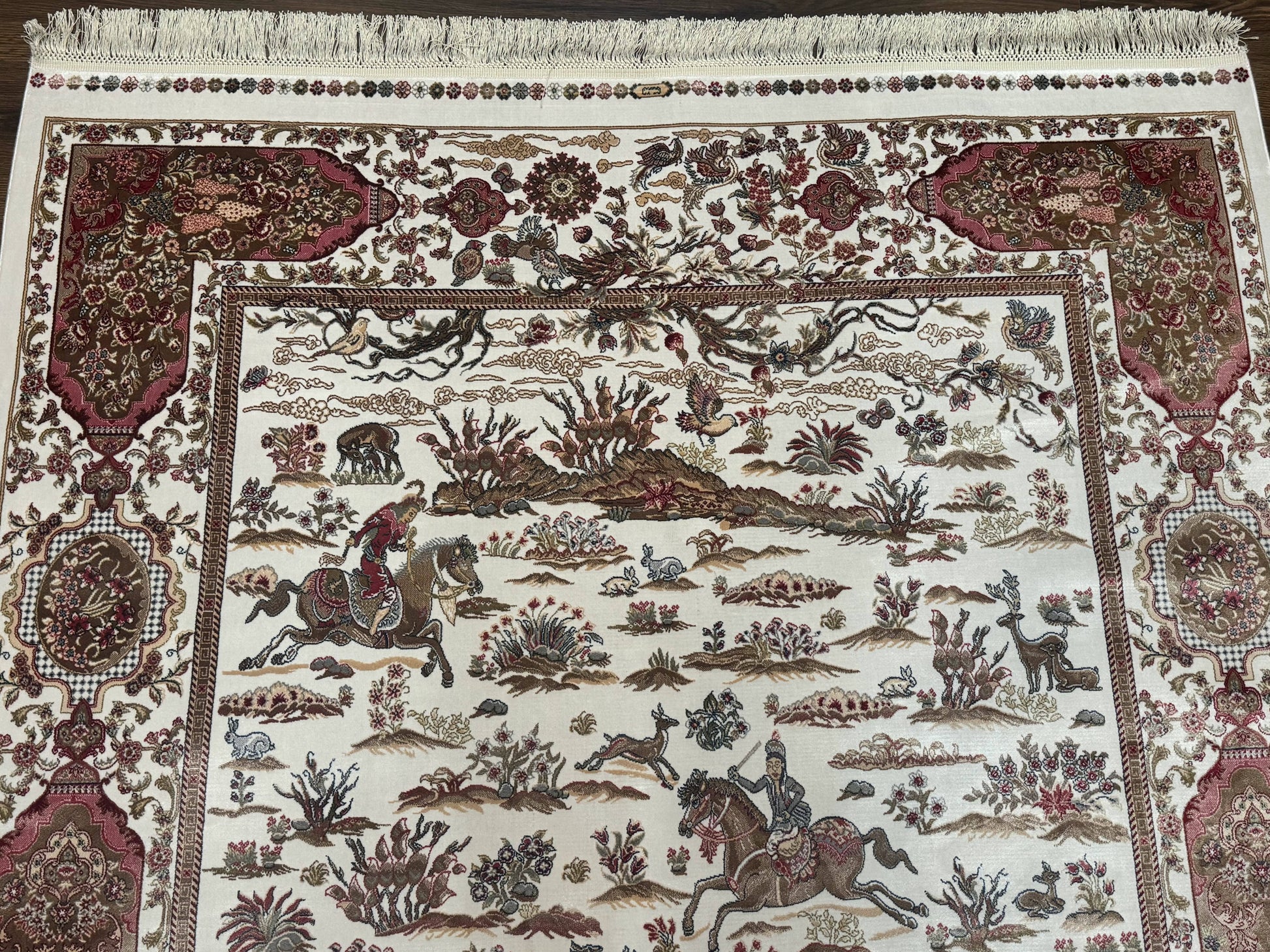Turkish Silk Rug 5x8, Ivory, Hunting Design, Animal Pictorials, Bamboo Silk - Nuvé