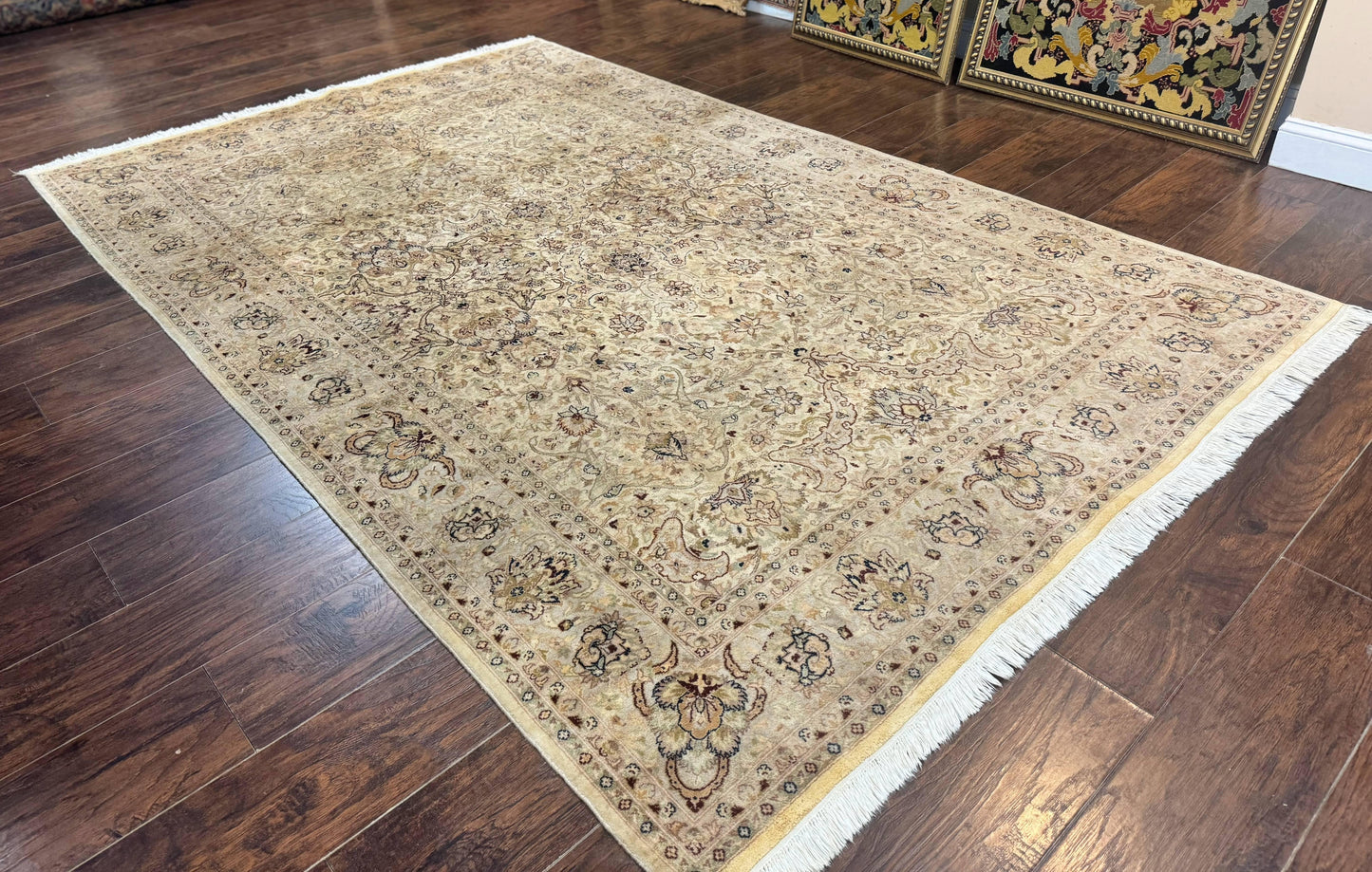 Pak Persian Rug 6x9, Vintage Handmade Wool Carpet, Floral, Beige - Nuvé