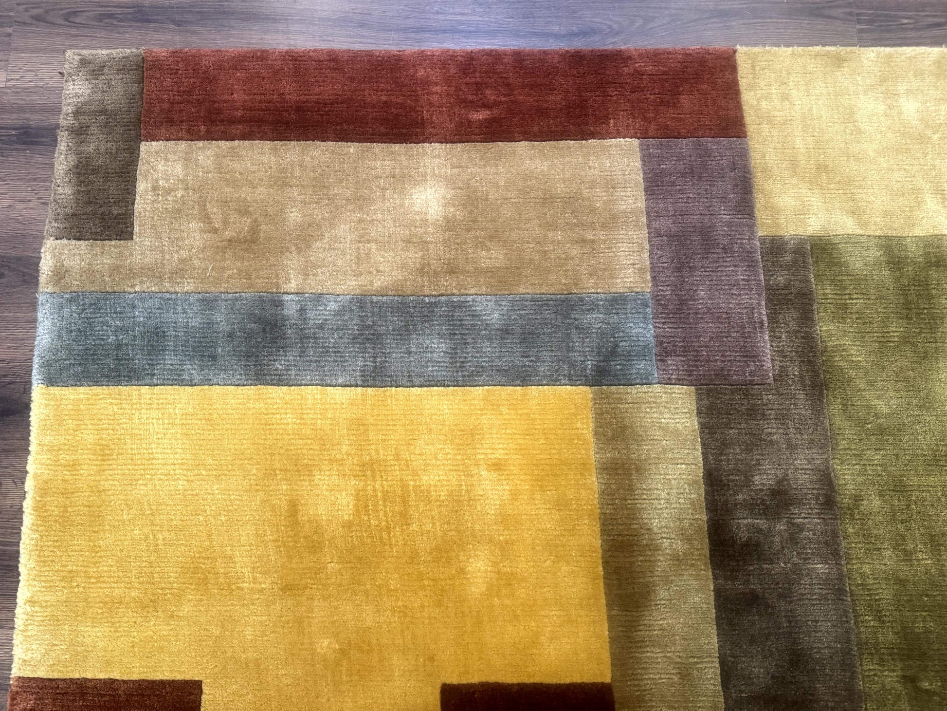 Modern Tibetan Wool Rug 8x10, Multicolor, Thick Pile, Contemporary, Nepali, Handmade - Nuvé
