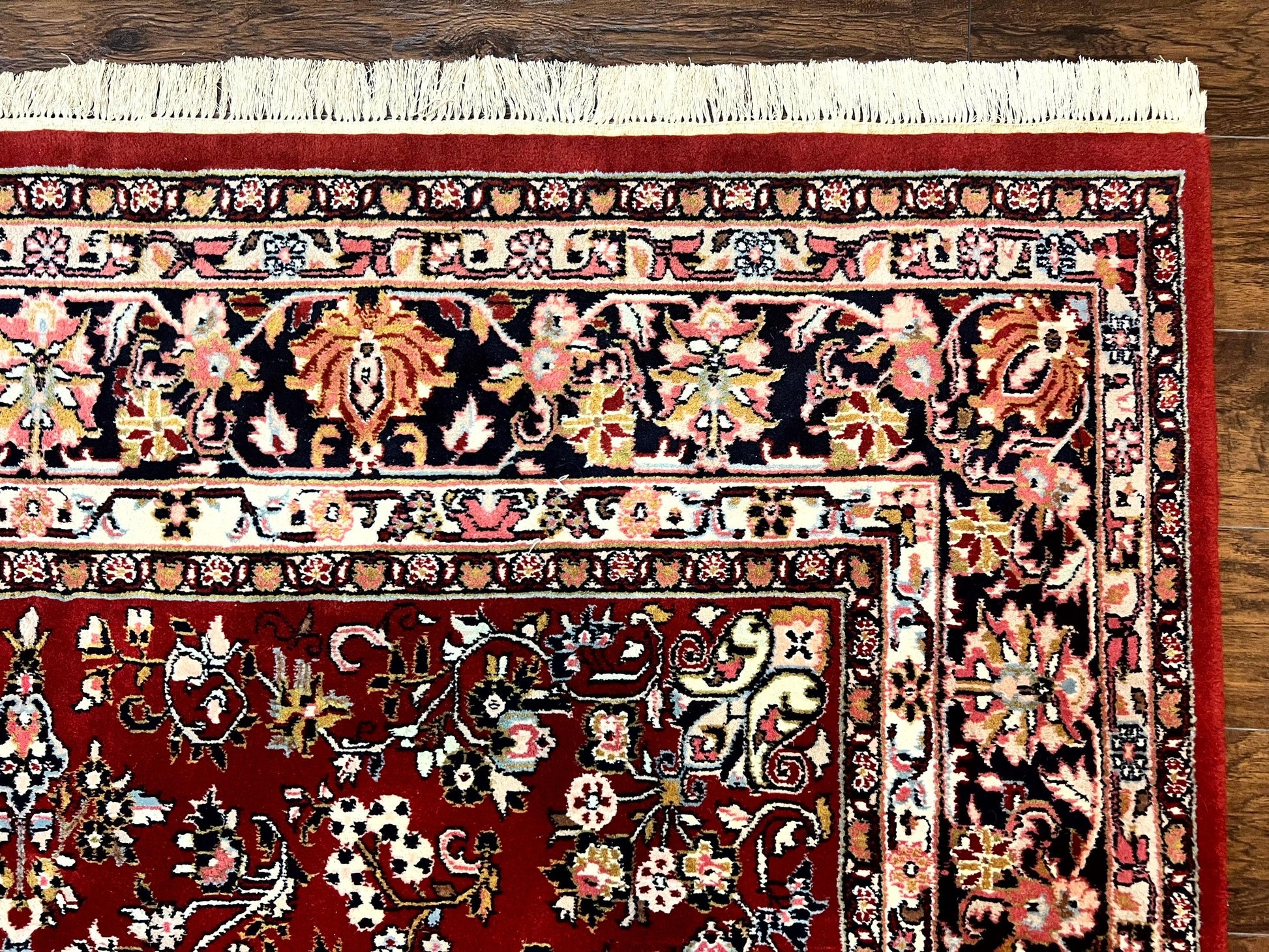 Indo Persian Sarouk Rug 8x10, Red, Floral Allover, Handmade Vintage Wool Carpet, Traditional Rug - Nuvé