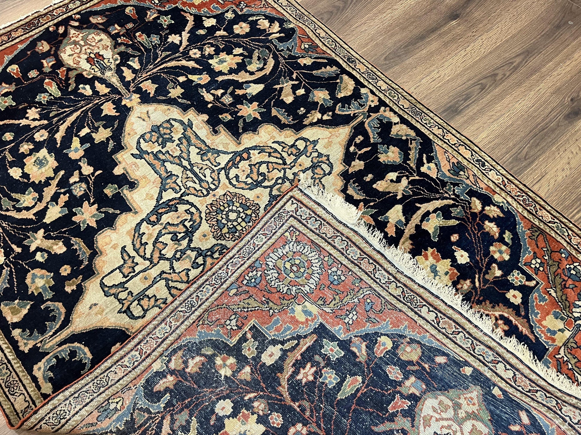 Antique Persian Rug 3.5 x 5, Sarouk Farahan Rug, High Quality 1920s Fine Oriental Carpet 3 x 5 ft, Large Medallion, Floral, Navy Blue Red, Hand Knotted Wool Rug - Nuvé