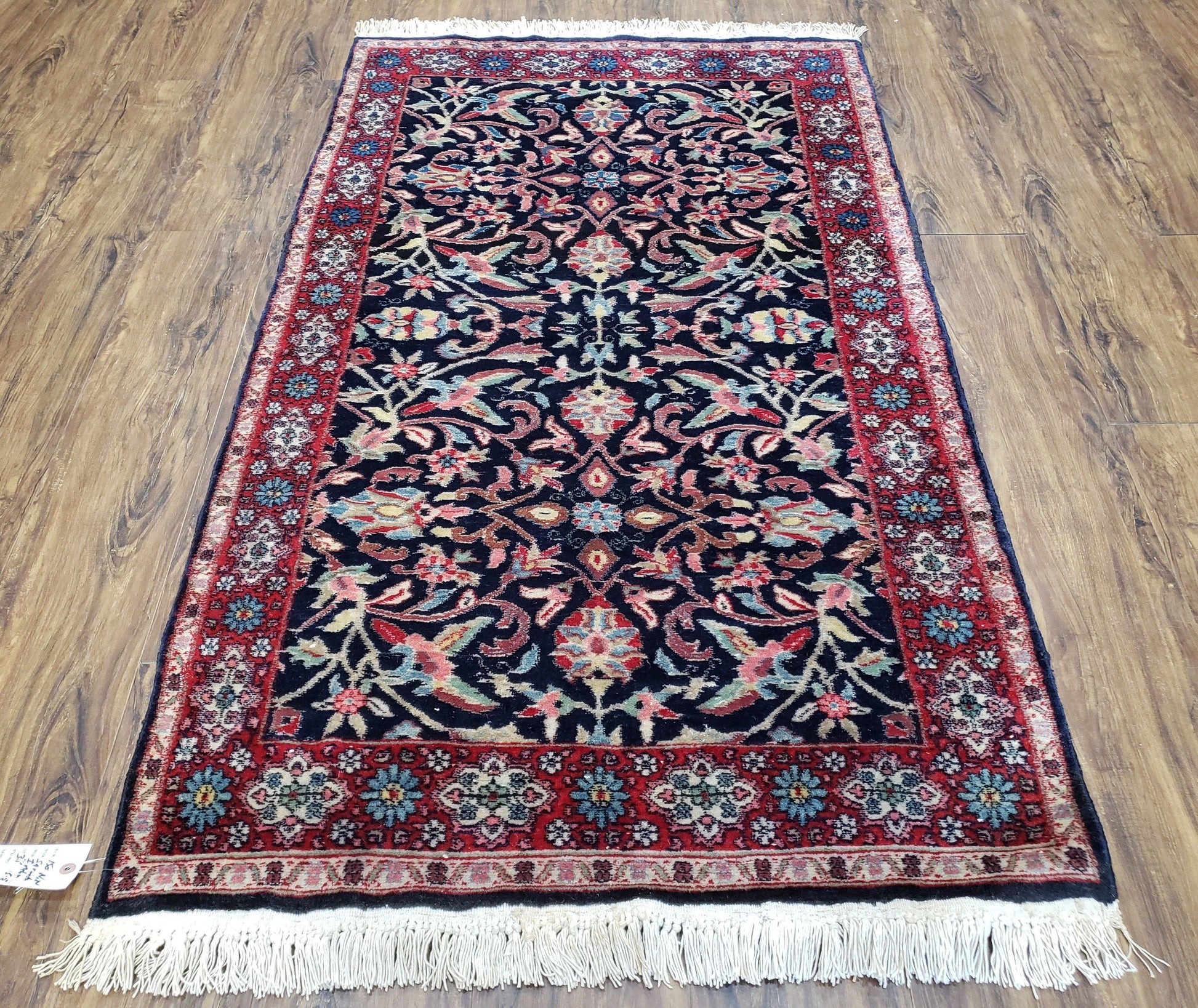 Antique Persian Sarouk, Wool, Hand-Knotted, Blue & Red, 3'1" x 5'3" - Nuvé