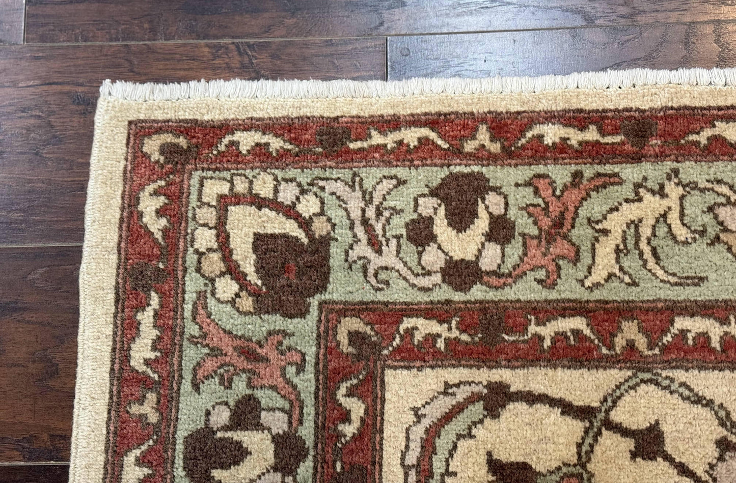 Indo Mahal Rug 4 x 5.6, Indian Handmade Wool Area Rug - Nuvé