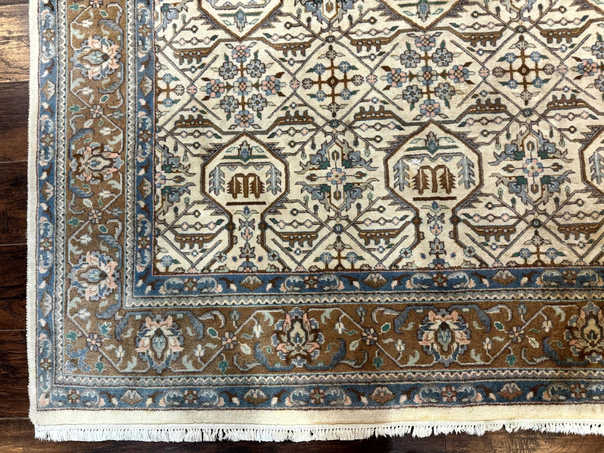 Indo Persian Rug 6x9, Beige, Allover Pattern, Vintage Wool Oriental Carpet - Nuvé