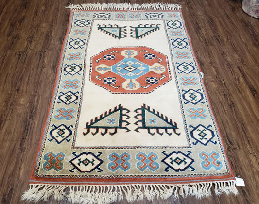 Vintage Turkish Rug 4x6, Beige Red Gray Carpet, Caucasian Design, Tribal Rug, Hand-Knotted, Boho Rug, Bohemian Home Decor - Nuvé