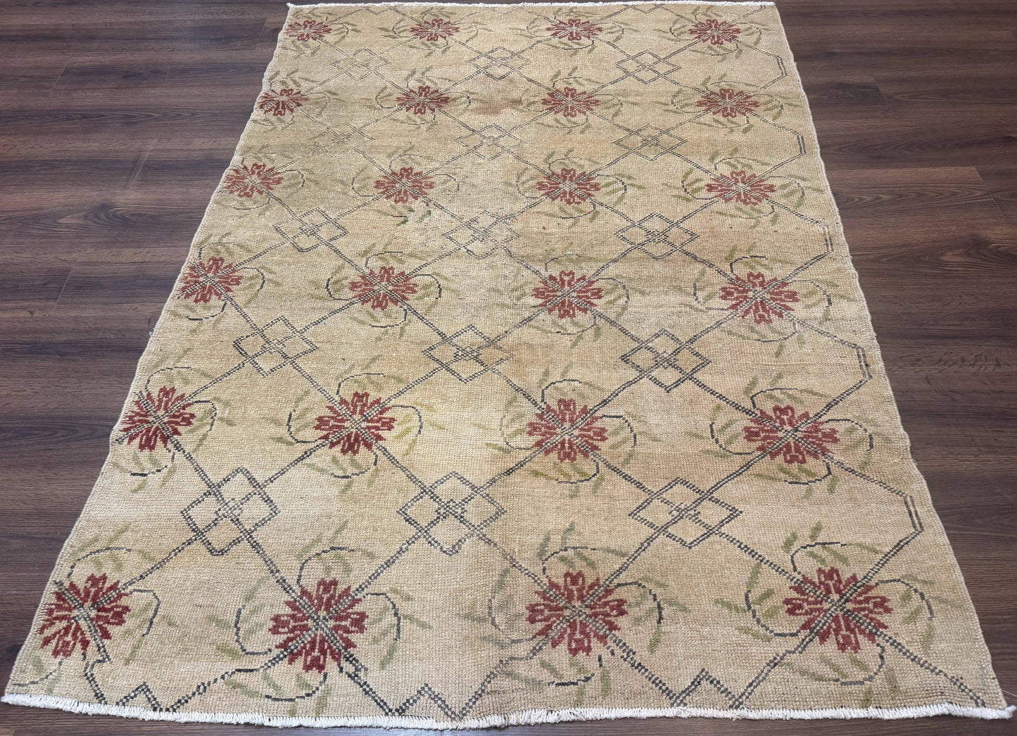 Turkish Rug 5x6, Oushak Carpet, Beige - Nuvé