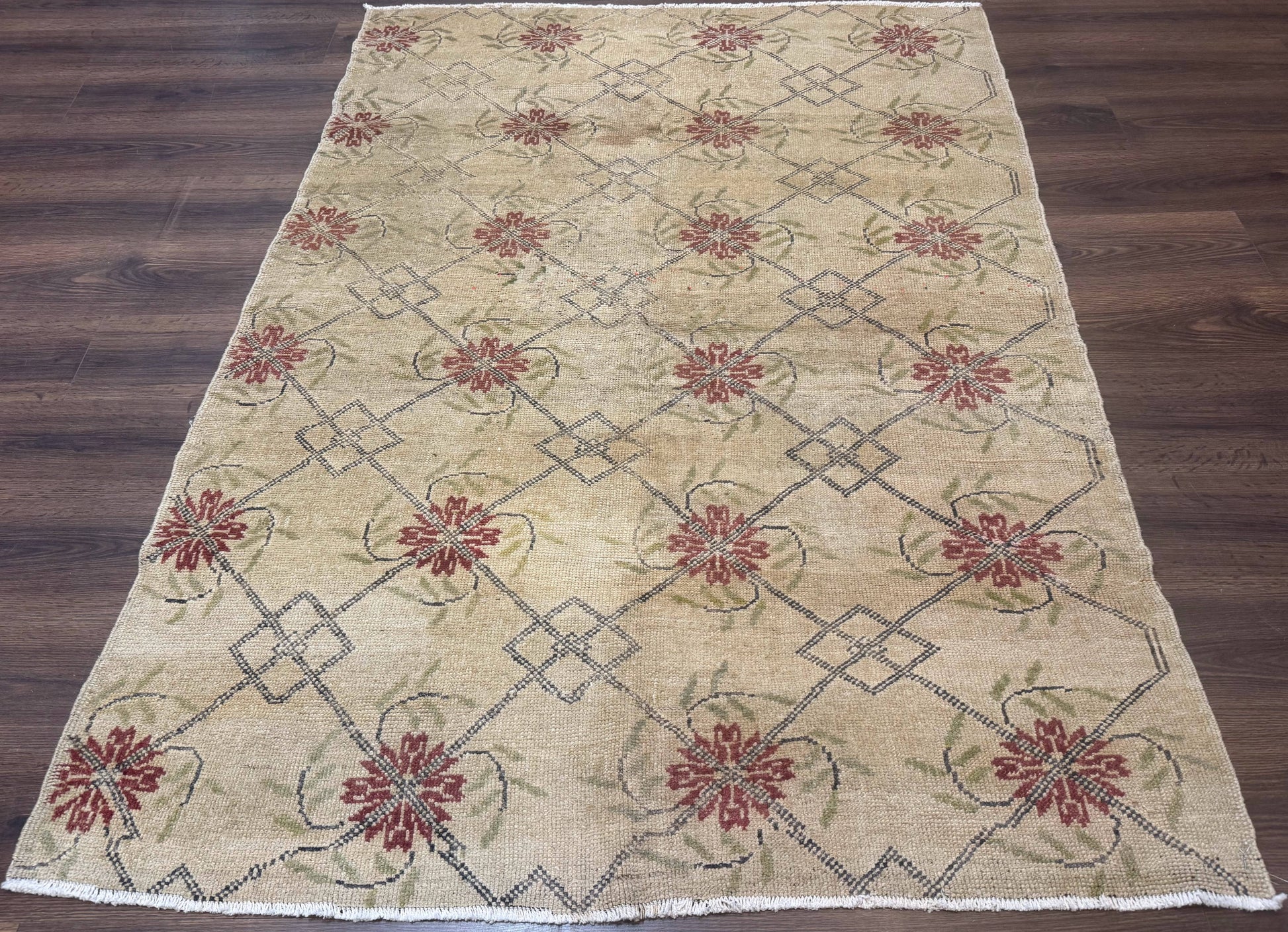 Turkish Rug 5x6, Oushak Carpet, Beige - Nuvé