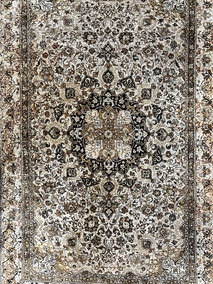 Persian Qum Silk Rug, Floral Medallion, Very Fine 60 Raj 475 KPSI, Handmade Hand Knotted Oriental Carpet, Silk on Silk - Nuvé
