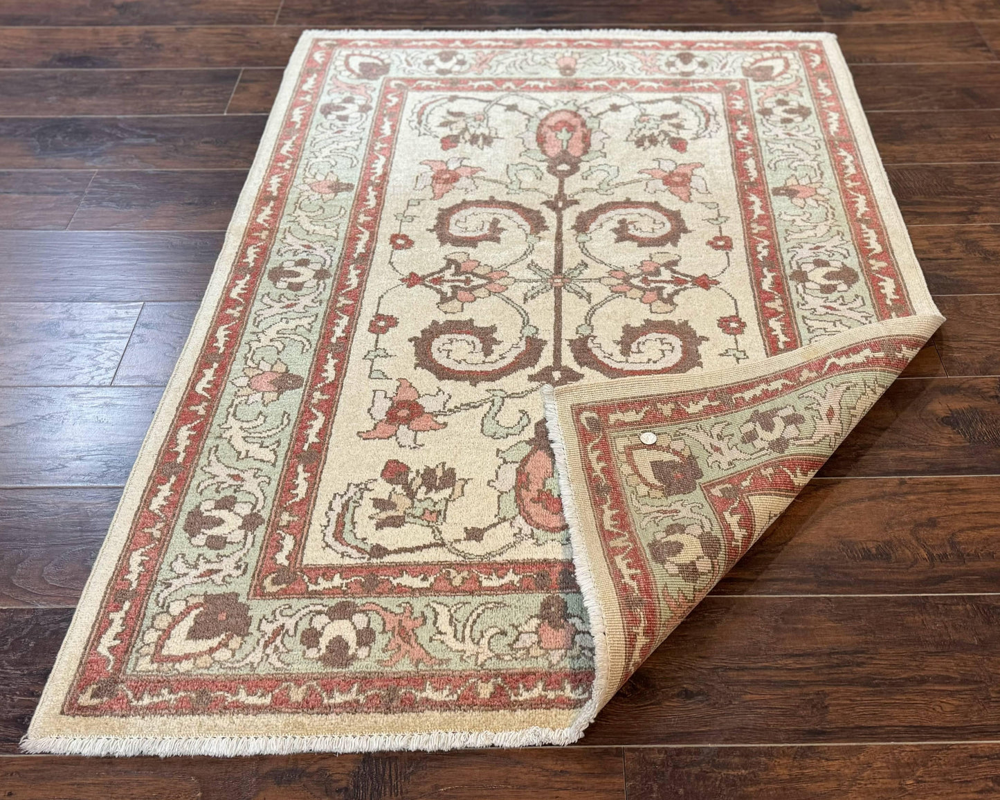 Indo Mahal Rug 4 x 5.6, Indian Handmade Wool Area Rug - Nuvé