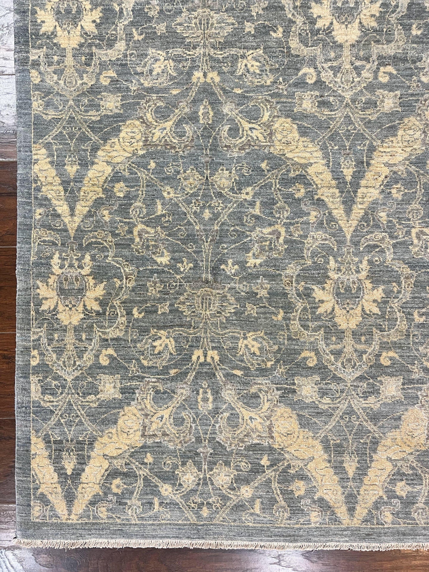 Contemporary Pakistani Rug 5 x 6.6, Handmade Floral Wool Rug, Spanish Pattern - Nuvé