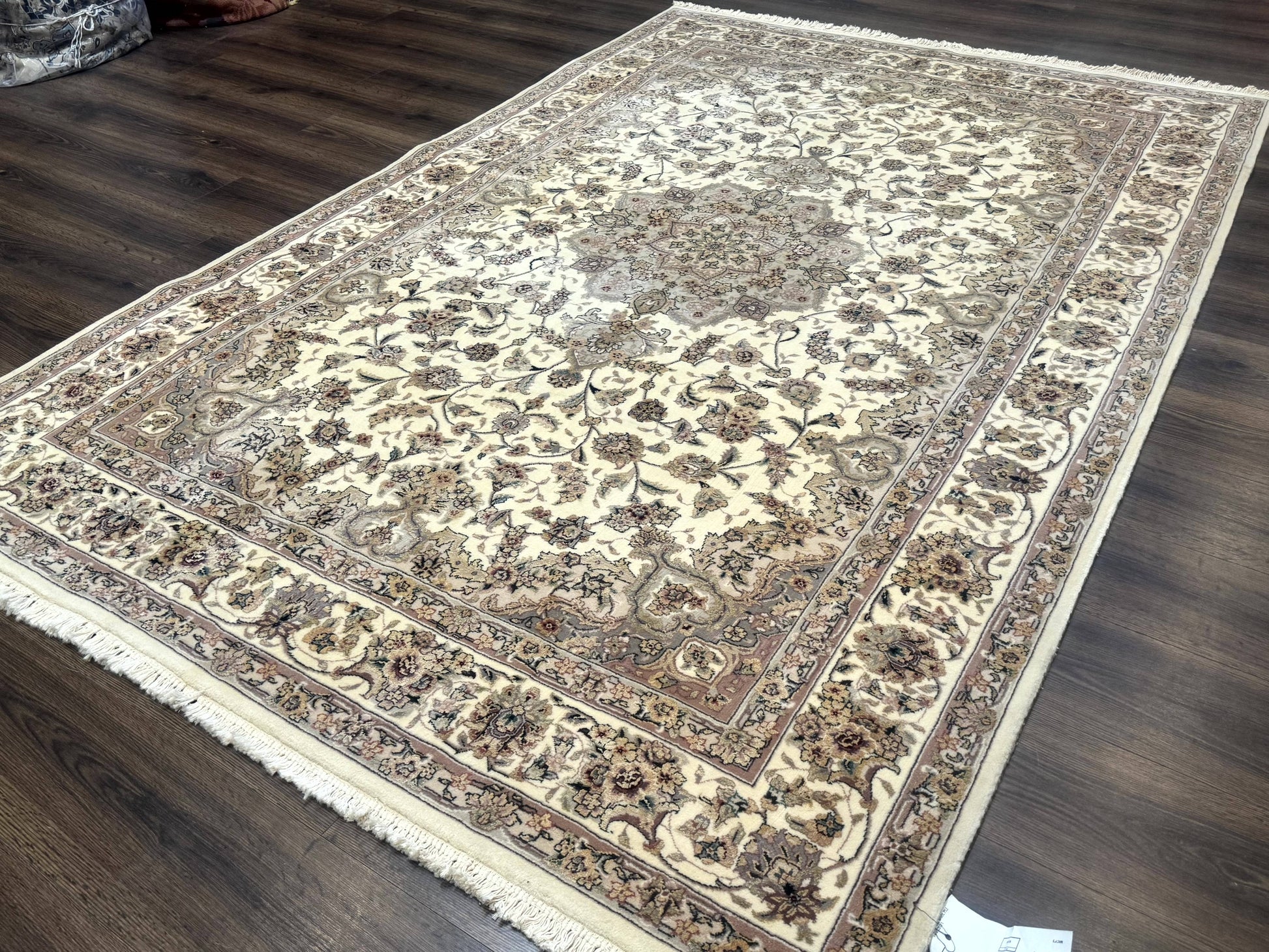 Sino Persian Rug 6x9, Floral Medallion, Ivory & Taupe, Wool with Silk Highlights, Fine 210 KPSI - Nuvé