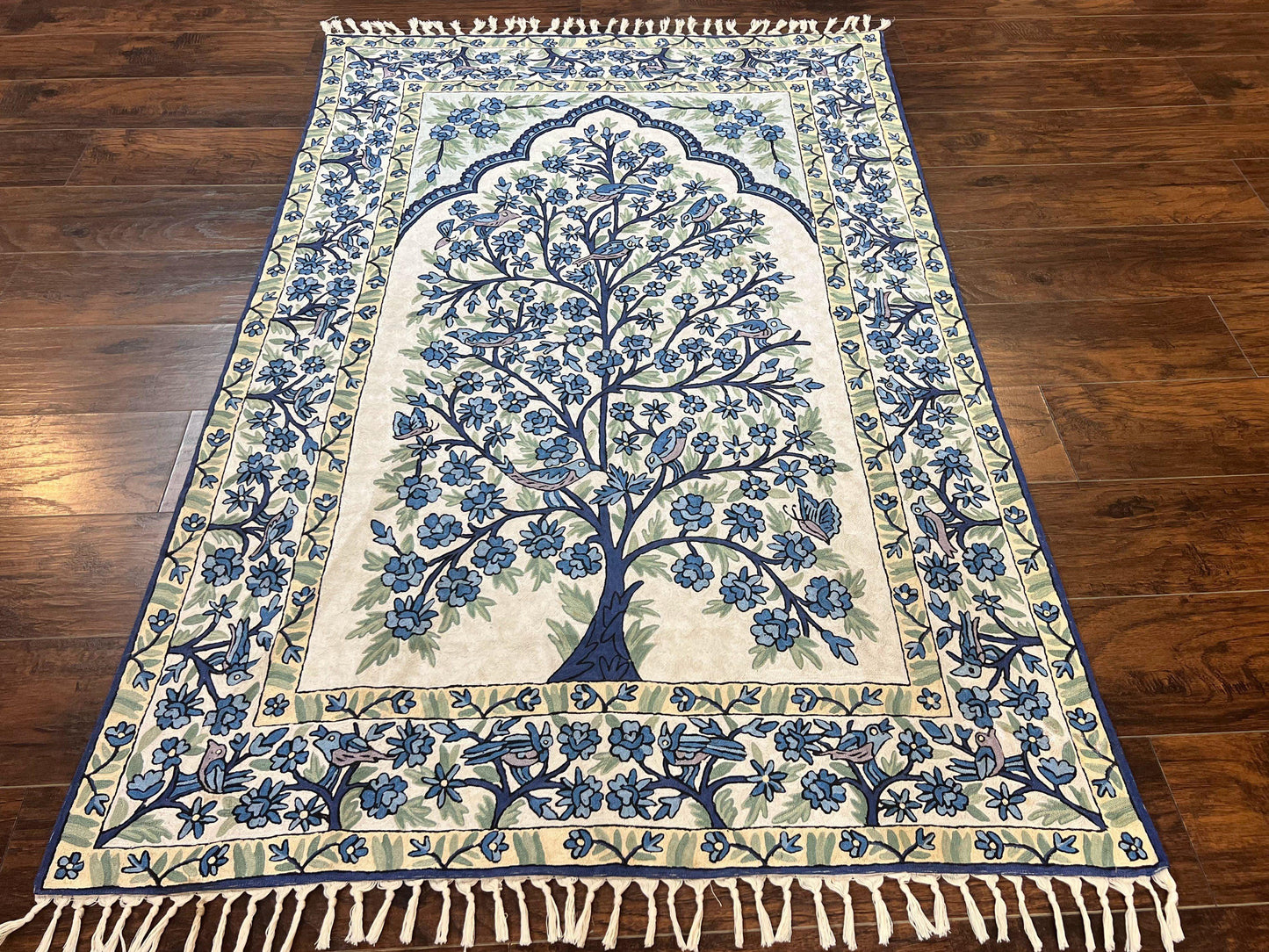 Tree of Life Indian Hand Stitched Rug 4x6, Indian Wall Hanging Rug, Ivory Blue, Silk on Cotton, Vintage - Nuvé