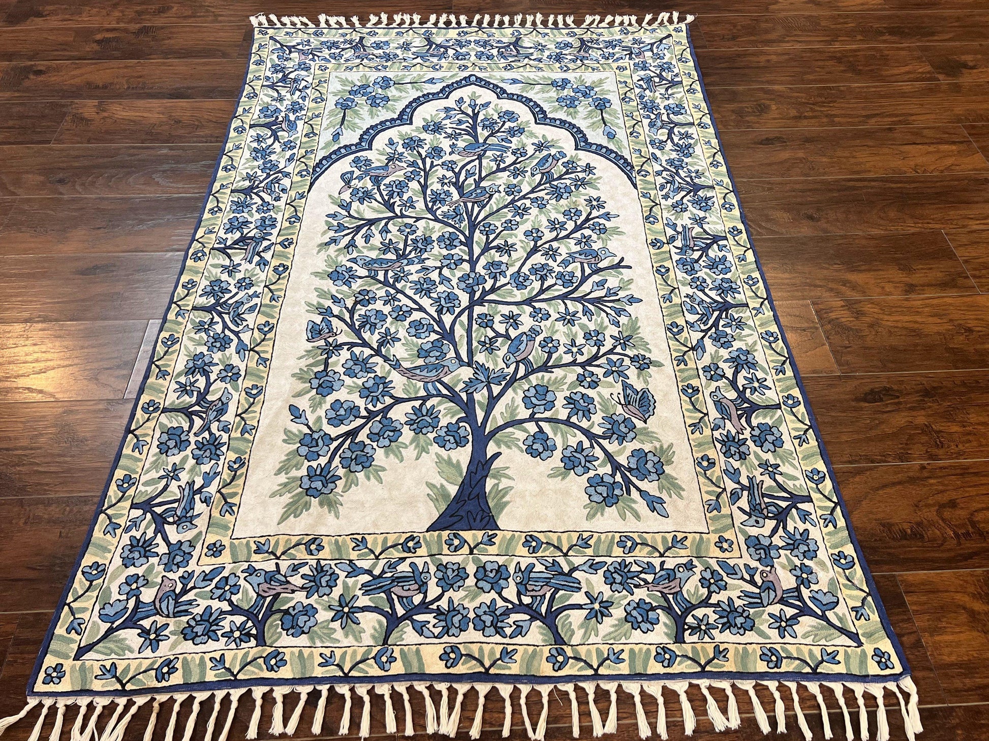Tree of Life Indian Hand Stitched Rug 4x6, Indian Wall Hanging Rug, Ivory Blue, Silk on Cotton, Vintage - Nuvé