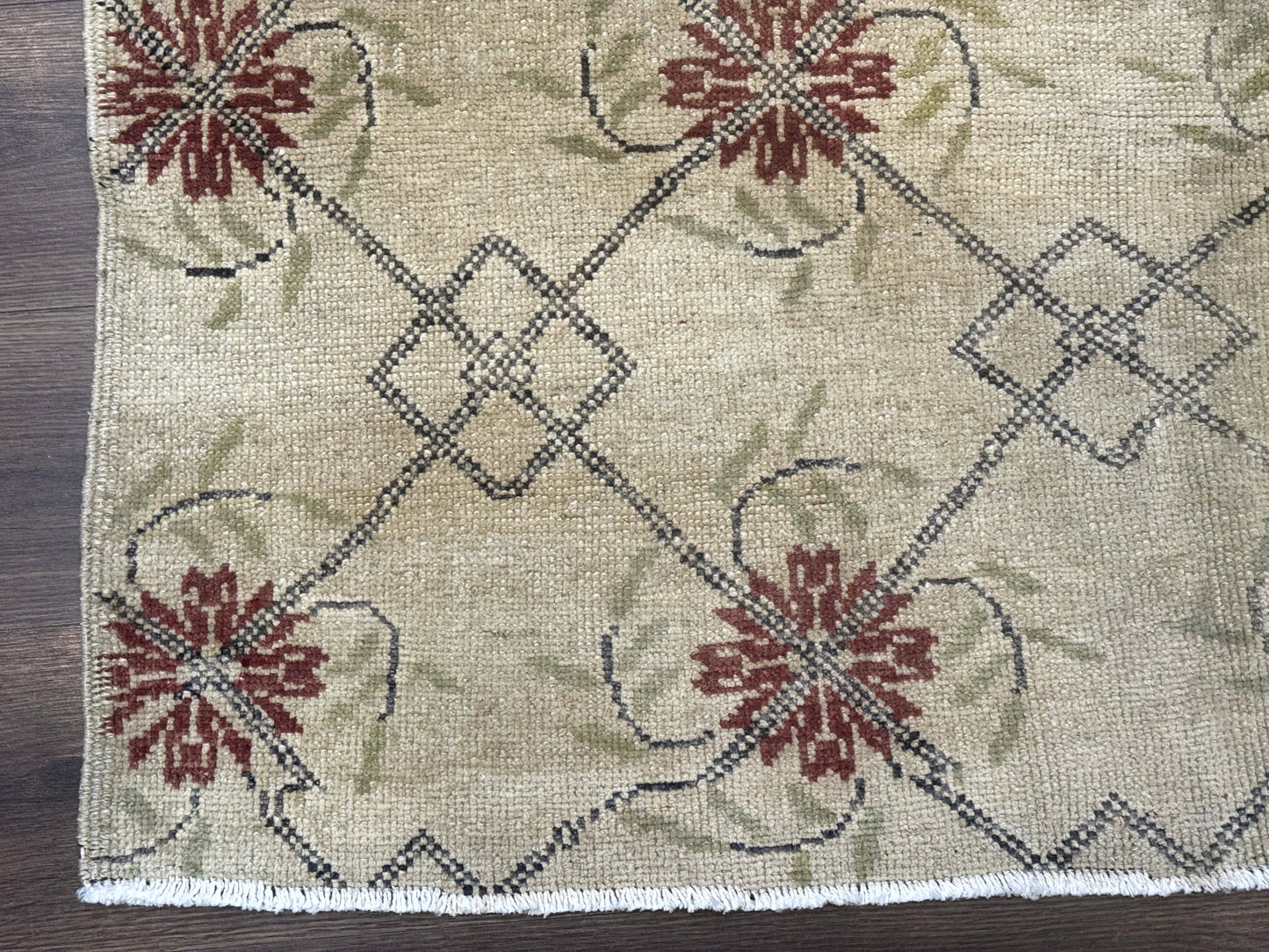 Turkish Rug 5x6, Oushak Carpet, Beige - Nuvé